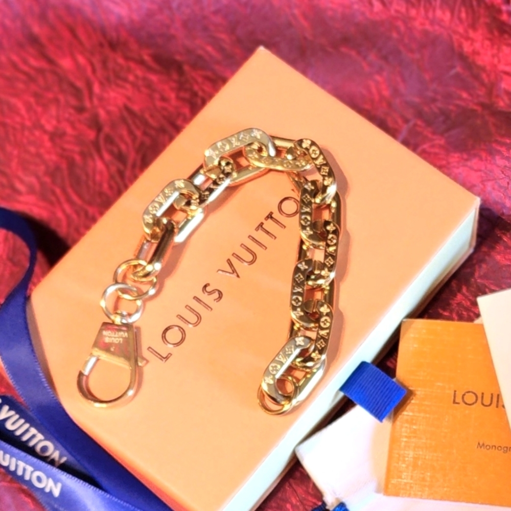💥LV💥 LUX LARGE CHUNK MONOGRAM BRACELET